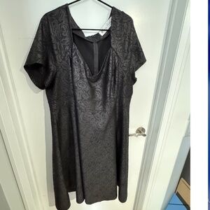 Cherry Velvet - Black midi dress - 3X